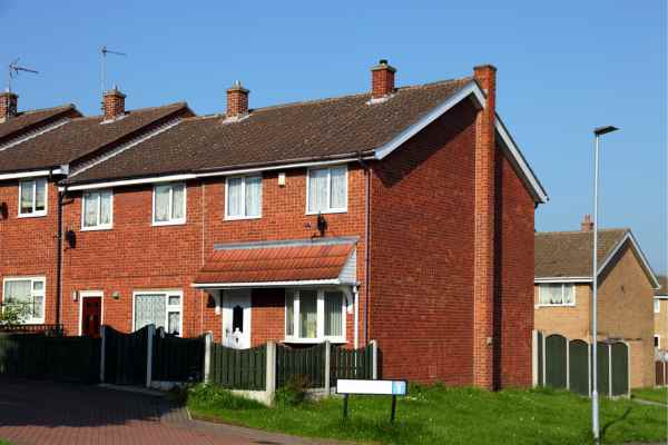 Can I Alter The Party Wall Surveyor? - A Crucial Guide From Faulkner Surveyors 3 Do you want to change the party wall surveyor you are using? Get the best results from Faulkners Beaconsfield NOW!